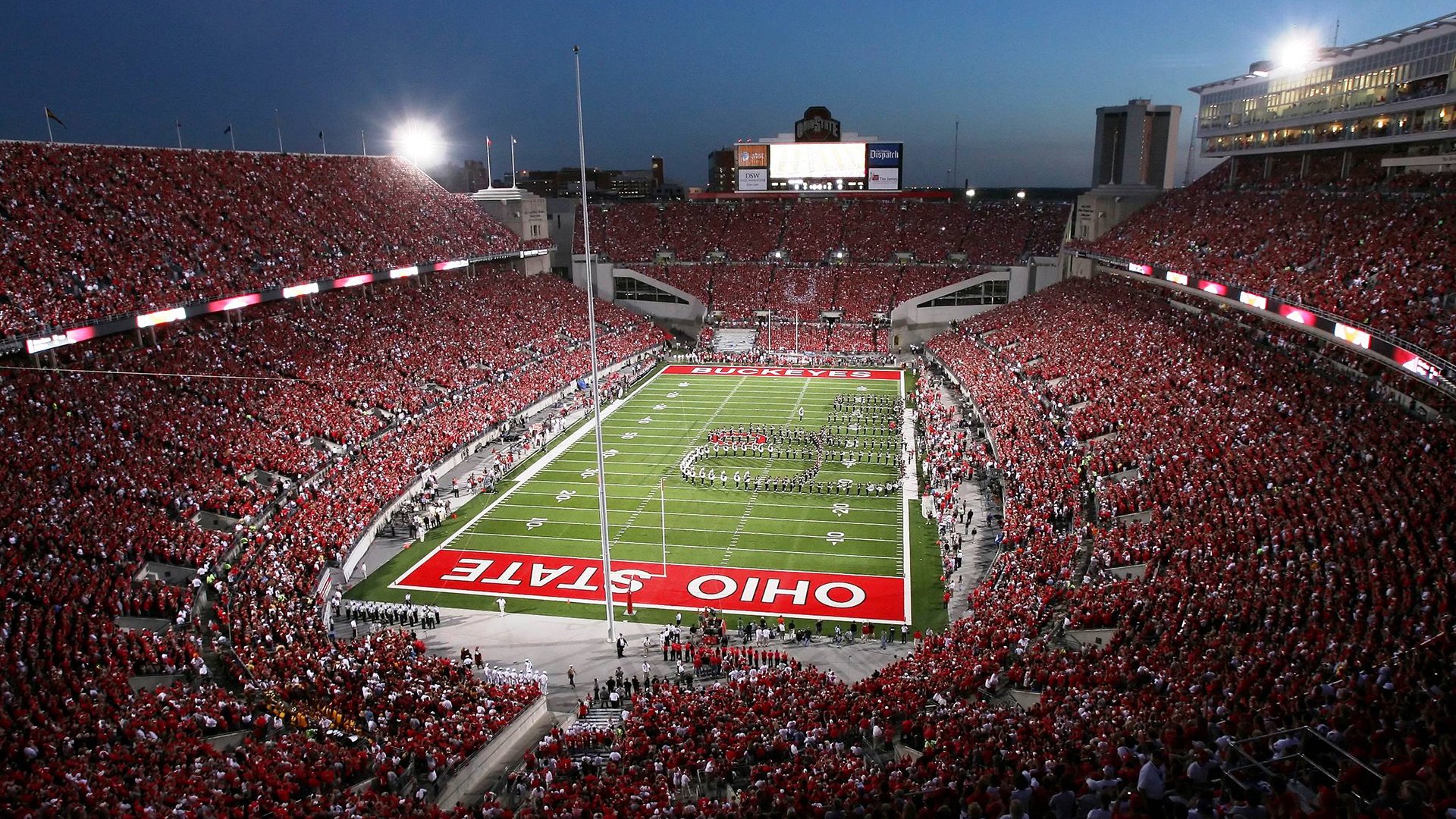 APP下载-浓眉哥火力全开连续十五场超神得分，加拿大队硬碰硬挑战篮球极限！  第2张